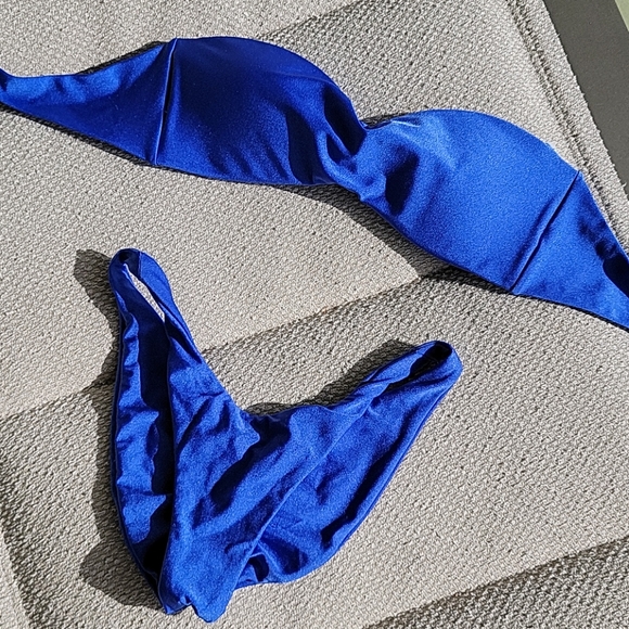 GIGI C Bikini - Picture 1 of 3